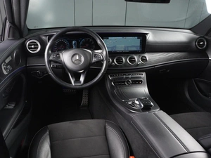 Седан Mercedes-benz E-класс 2018 года, 4134000 рублей, Красный Пахарь