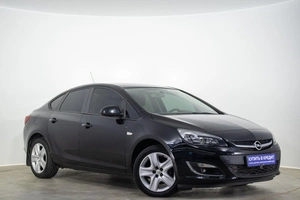 Седан Opel Astra 2012 года, 699000 рублей, Оренбург