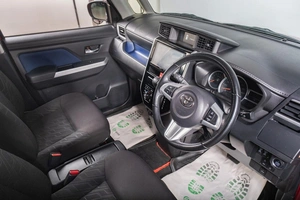 Минивэн Toyota Roomy 2019 года, 1159000 рублей, Томск