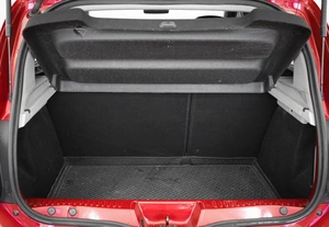 Хетчбэк Renault Sandero Stepway 2015 года, 919000 рублей, Орёл