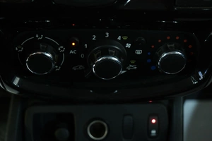 Внедорожник Nissan Terrano 2014 года, 1149000 рублей, Омск
