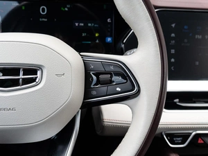 Внедорожник Geely Monjaro 2023 года, 2950000 рублей, Краснодар