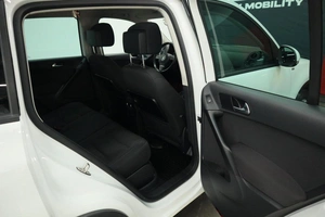 Внедорожник Volkswagen Tiguan 2014 года, 1750000 рублей, Курск
