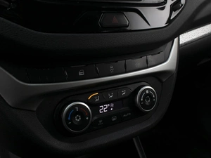 Седан ВАЗ (LADA) Vesta Cross 2018 года, 830000 рублей, Омск