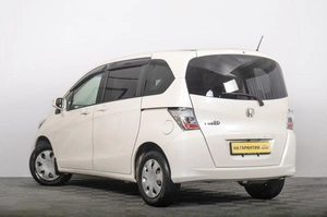 Минивэн Honda Freed 2012 года, 1099000 рублей, Томск