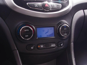 Седан Hyundai Solaris 2011 года, 899000 рублей, Владимир