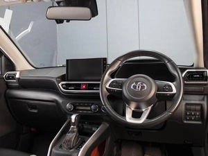 Внедорожник Toyota Raize 2019 года, 1560000 рублей, Омск