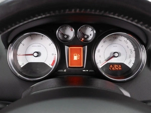 Седан Peugeot 408 2014 года, 529000 рублей, Тюмень