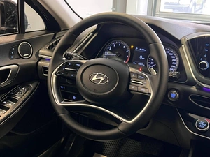 Седан Hyundai Sonata 2019 года, 1759000 рублей, Красноярск