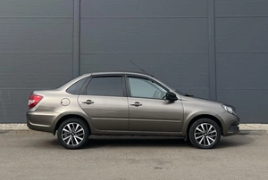 Седан ВАЗ (LADA) Granta 2024 года, 966000 рублей, Солонцы