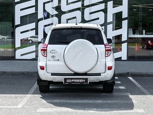 Внедорожник Toyota RAV4 2012 года, 1599000 рублей, Волгоград