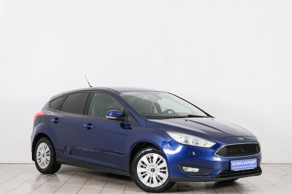 Хетчбэк Ford Focus 2017 года, 1049000 рублей, Красноярск
