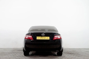 Седан Toyota Camry 2006 года, 1199000 рублей, Сургут