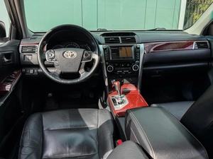 Седан Toyota Camry 2013 года, 1749000 рублей, Большой Сочи