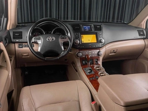 Внедорожник Toyota Highlander 2012 года, 2199000 рублей, Тюмень