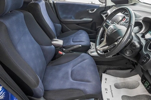 Хетчбэк Honda Fit 2011 года, 909000 рублей, Барнаул