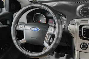 Седан Ford Mondeo 2010 года, 779000 рублей, Тюмень
