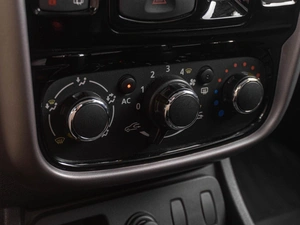Внедорожник Renault Duster 2014 года, 1025000 рублей, Тюмень