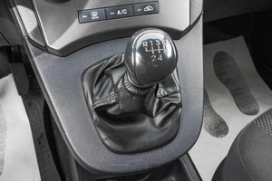 Минивэн Kia Carens 2011 года, 739000 рублей, Барнаул