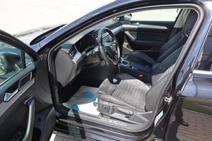 Седан Volkswagen Passat 2017 года, 2420000 рублей, Мирное