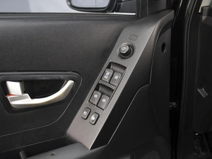 Внедорожник SsangYong Actyon 2012 года, 840000 рублей, Омск