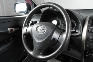 Седан Toyota Corolla 2009 года, 889000 рублей, Тюмень