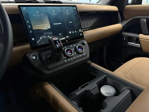 Внедорожник Land Rover Defender 2025 года, 18490000 рублей, Павловская Слобода