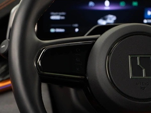 Лифтбек Zeekr 001 2023 года, 4549999 рублей, Москва