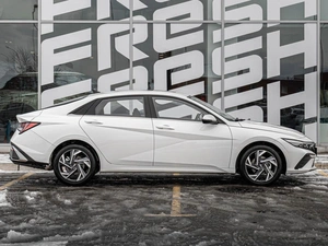 Седан Hyundai Elantra 2024 года, 2560000 рублей, Краснодар