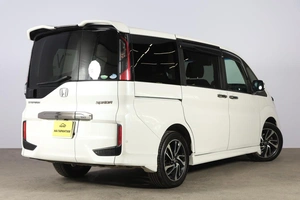 Минивэн Honda Stepwgn Spada 2015 года, 1809000 рублей, Новосибирск
