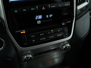 Внедорожник Toyota Land Cruiser 2016 года, 4949700 рублей, Москва