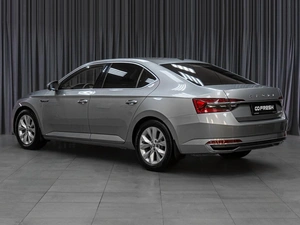 Лифтбек Skoda Superb 2021 года, 2499000 рублей, Тюмень