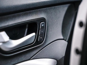 Внедорожник Hyundai Santa Fe 2017 года, 2550000 рублей, Красноярск