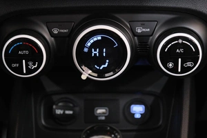 Внедорожник Hyundai Venue 2021 года, 2349000 рублей, Омск