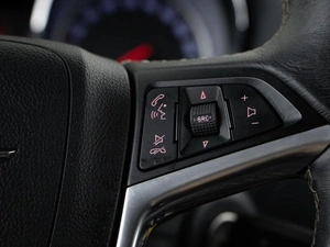 Внедорожник Opel Mokka 2013 года, 1098055 рублей, Москва