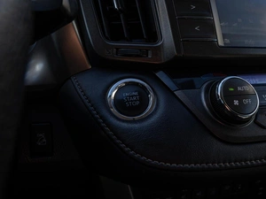 Внедорожник Toyota RAV4 2014 года, 2090000 рублей, Волгоград