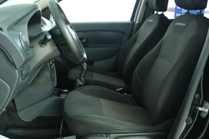 Седан Renault Logan Stepway 2020 года, 1139000 рублей, Омск
