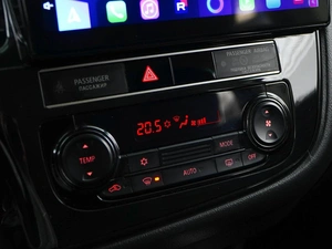 Внедорожник Mitsubishi Outlander 2018 года, 1654055 рублей, Москва