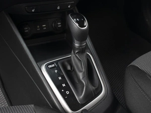 Седан Hyundai Solaris 2017 года, 1220000 рублей, Омск