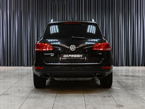 Внедорожник Volkswagen Touareg 2010 года, 1519000 рублей, Тюмень