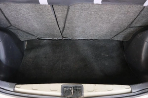 Хетчбэк Toyota Vitz 2002 года, 429000 рублей, Омск