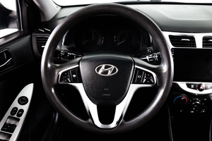 Седан Hyundai Solaris 2012 года, 899000 рублей, Пермь