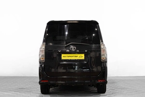 Минивэн Toyota Voxy 2007 года, 1089000 рублей, Барнаул