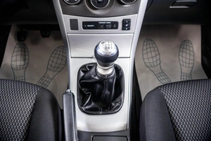 Седан Toyota Corolla 2011 года, 899000 рублей, Пермь