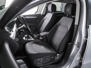 Седан Volkswagen Passat 2011 года, 1199000 рублей, Воронеж