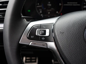 Внедорожник Volkswagen Touareg 2018 года, 5100000 рублей, Краснодар