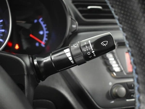 Седан Kia Rio 2012 года, 699900 рублей, Казань