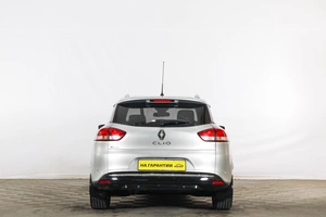 Хетчбэк Renault Clio 2017 года, 979000 рублей, Тюмень