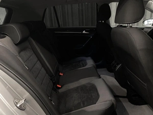Хетчбэк Volkswagen Golf 2013 года, 1250000 рублей, Красноярск