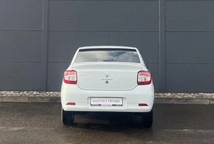 Седан Renault Logan 2017 года, 600000 рублей, Солонцы